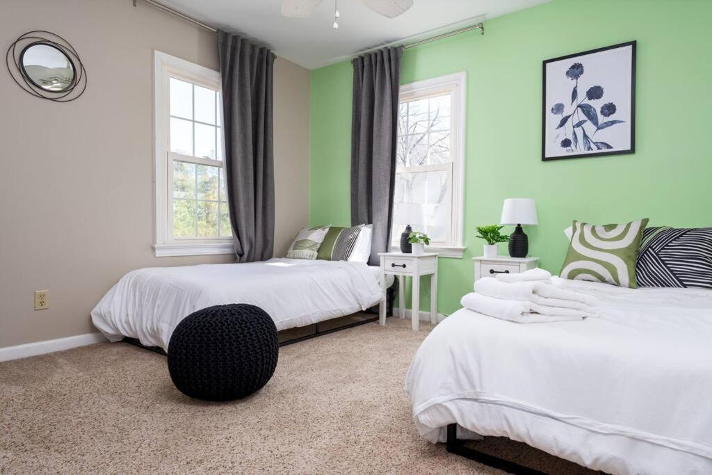 Serenity Beach House In Central Ilm W/ King Bed Wilmington Exterior photo